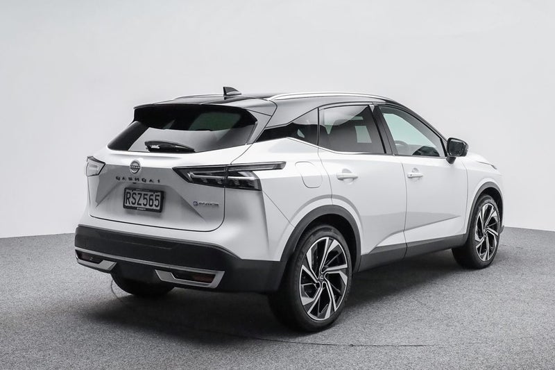 2026 Nissan Qashqai Ti-L 2-Tone ePower image 4