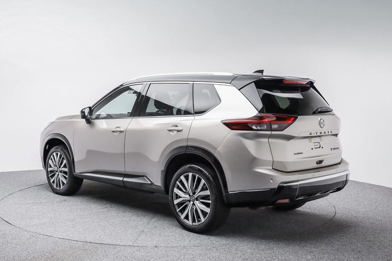 2026 Nissan X-Trail 4WD Ti-L e-POWER 5 SEAT image 4