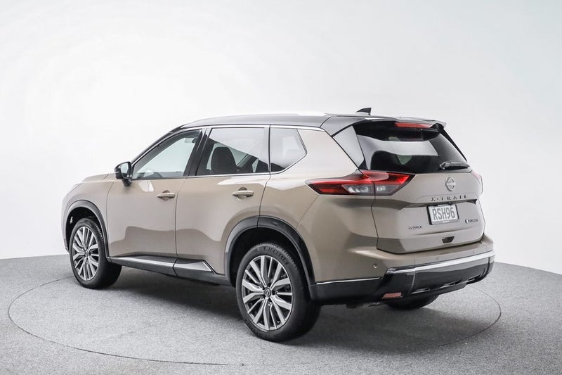 2026 Nissan X-Trail 4WD Ti-L e-POWER 5 SEAT image 4