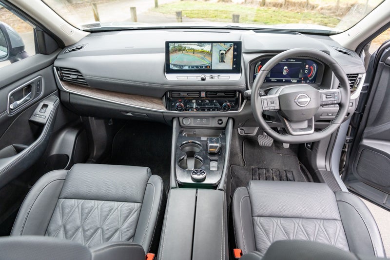 2026 Nissan X-Trail 4WD Ti-L e-POWER 5 SEAT image 3