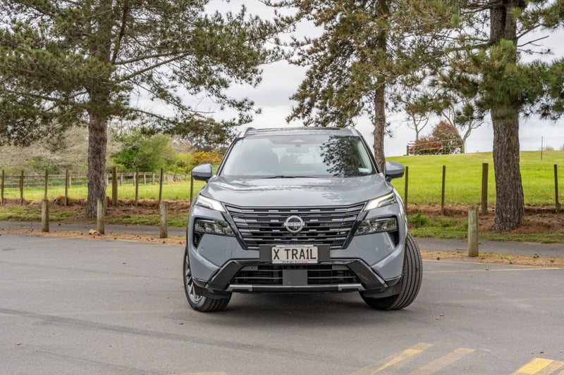 2026 Nissan X-Trail 4WD Ti-L e-POWER 5 SEAT image 5