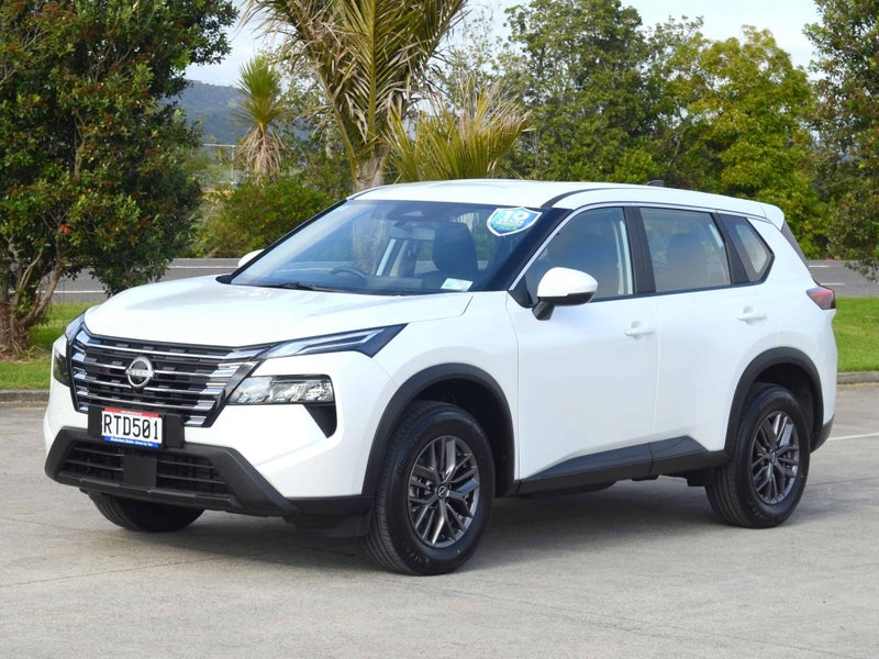 2026 Nissan X-Trail ST 2.5P image 4