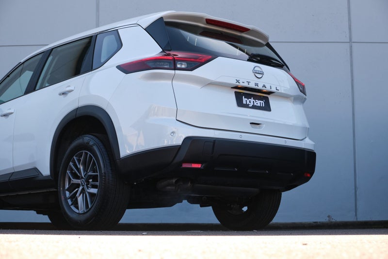 2026 Nissan X-Trail ST 2WD image 5