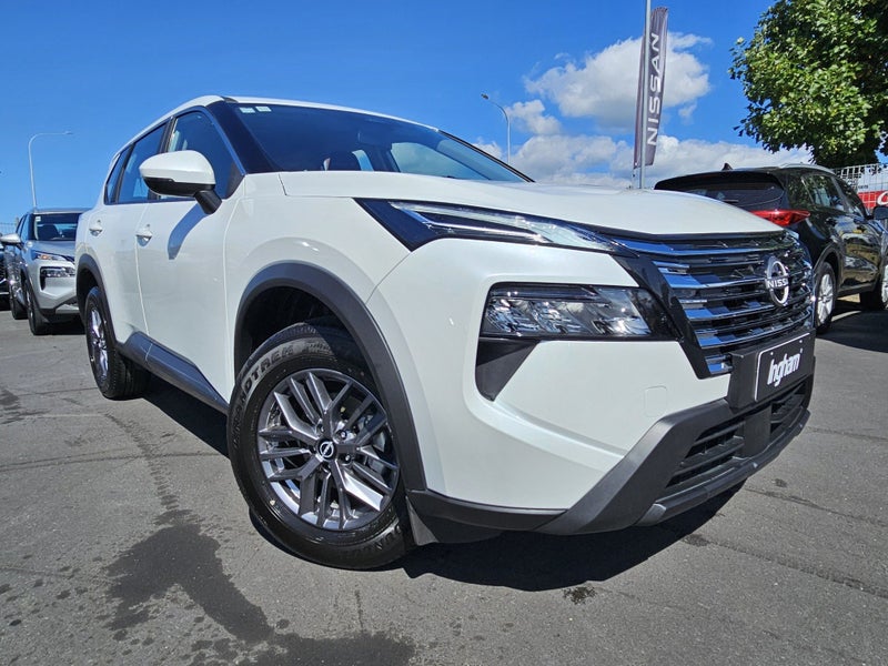 2026 Nissan X-Trail ST 2WD image 5