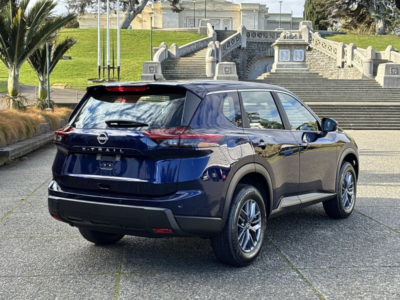 2026 Nissan X-Trail ST image 4