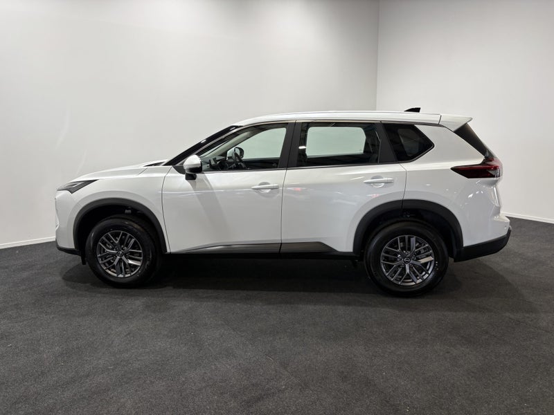 2026 Nissan X-Trail ST 4WD 7 image 4