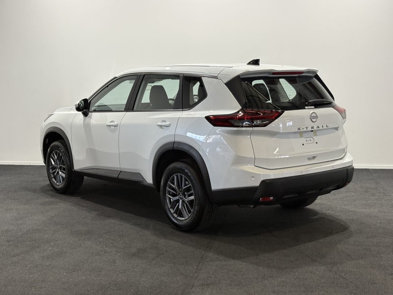 2026 Nissan X-Trail ST 4WD 7 image 5