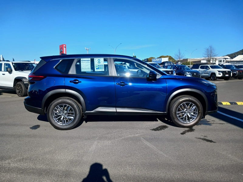 2026 Nissan X-Trail ST image 3