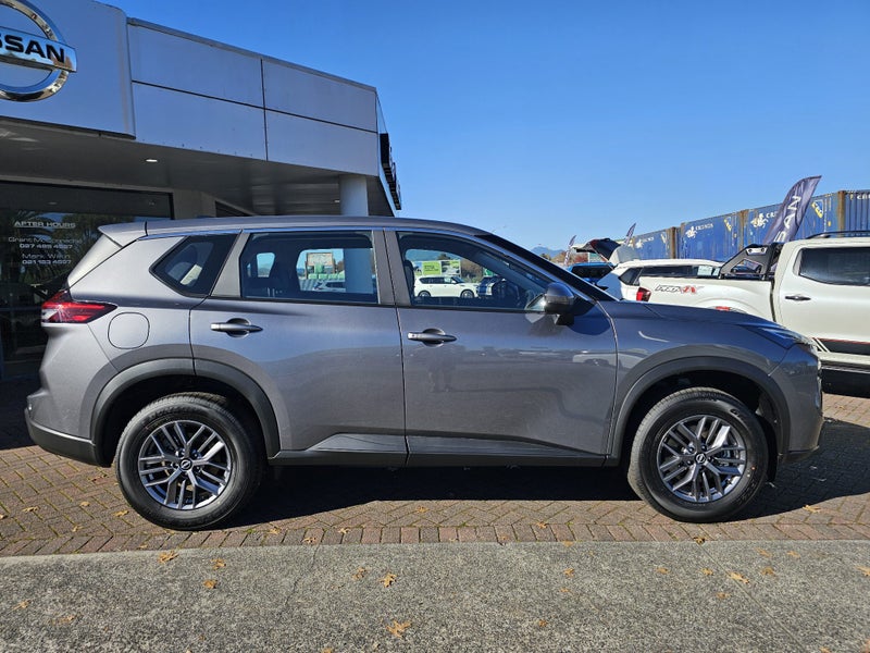 2026 Nissan X-Trail St 7 Seat image 2