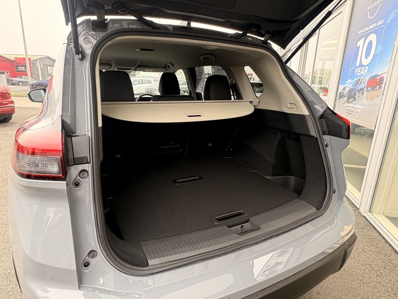 2026 Nissan X-Trail ST-L 2WD 5 Seater image 5