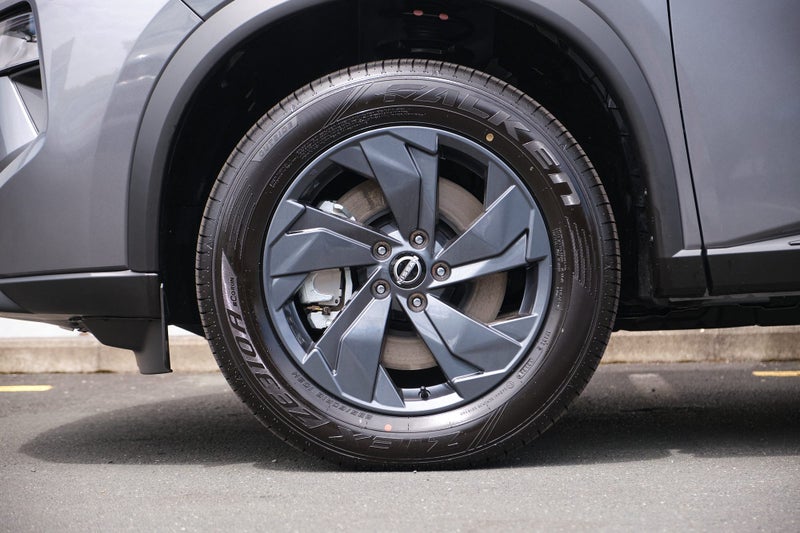 2026 Nissan X-Trail ST-L 2WD E-POWER HYBRID image 5