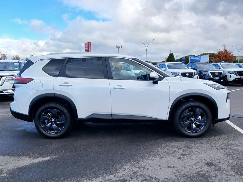 2026 Nissan X-Trail ST-L 4x4 image 3