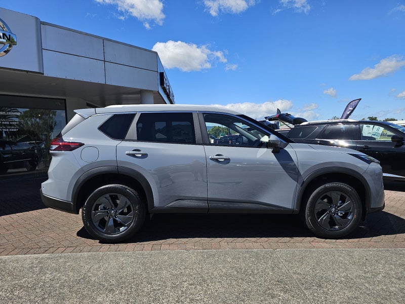 2026 Nissan X-Trail St-L image 2