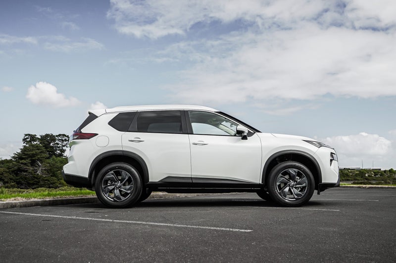 2026 Nissan X-Trail St-L 7 Seat 2.5P/4Wd - 10-Y... image 3