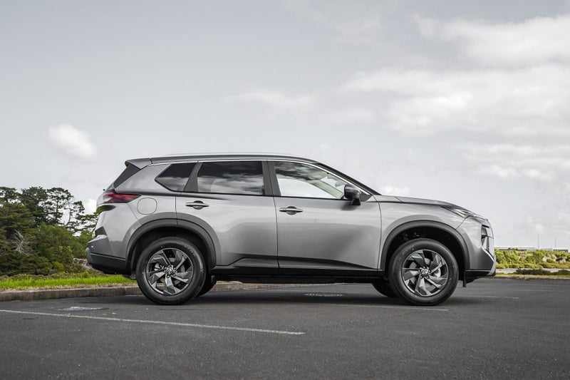 2026 Nissan X-Trail St-L 7 Seat 2.5P/4Wd - 10-Y... image 3