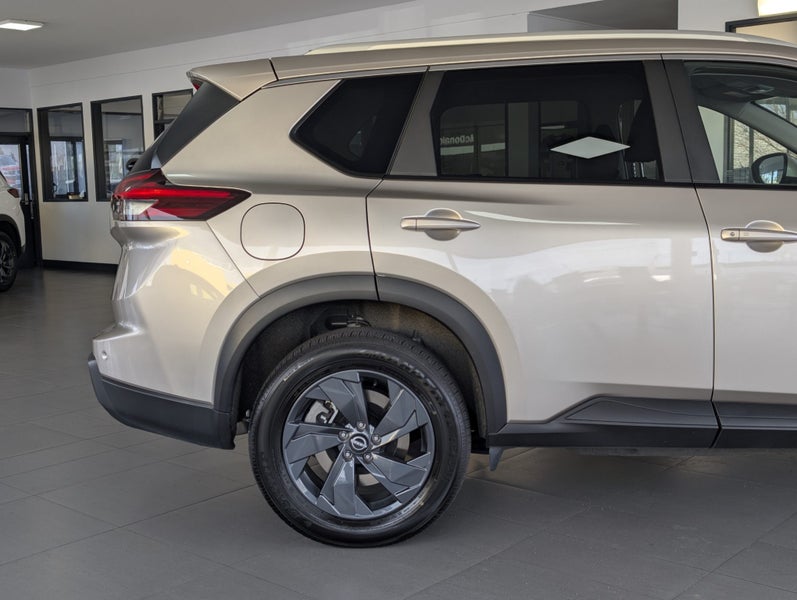 2026 Nissan X-Trail ST-L E-Power 1.5Peh image 3
