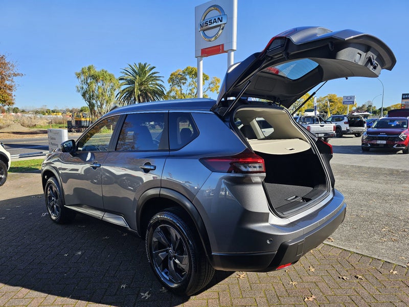 2026 Nissan X-Trail ST-L E-Power E-Force image 5
