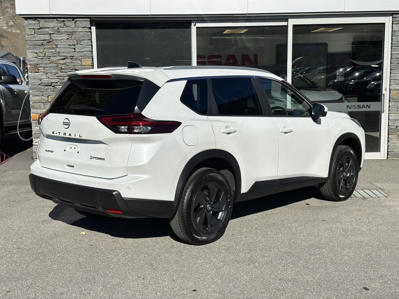 2026 Nissan X-Trail ST-L E-POWER HYBRID image 2