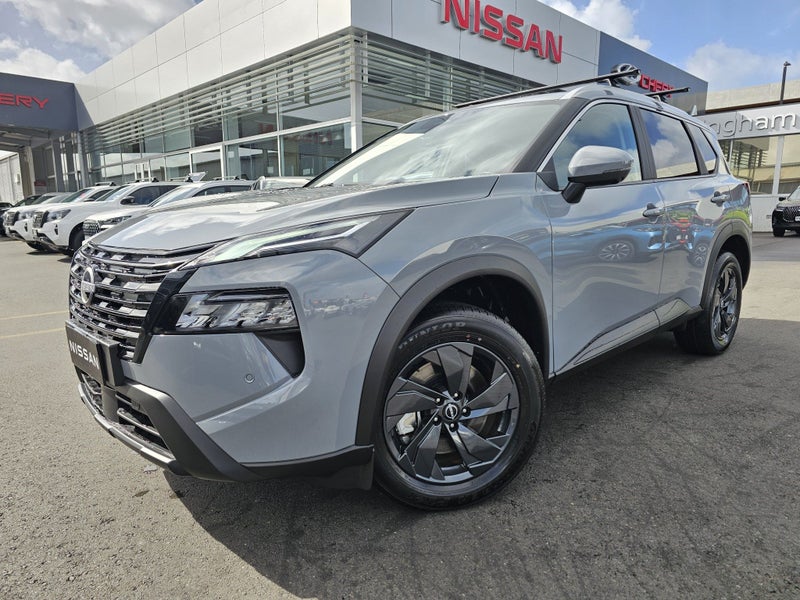 2026 Nissan X-Trail ST-L E-POWER HYBRID WINTER... image 2