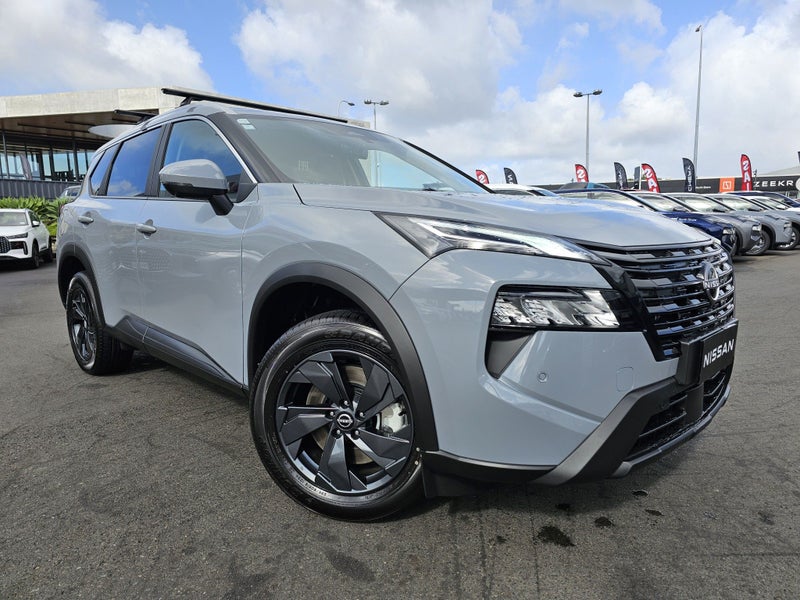 2026 Nissan X-Trail ST-L E-POWER HYBRID WINTER... image 3