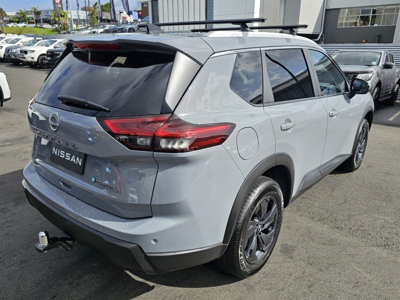 2026 Nissan X-Trail ST-L E-POWER HYBRID WINTER... image 5