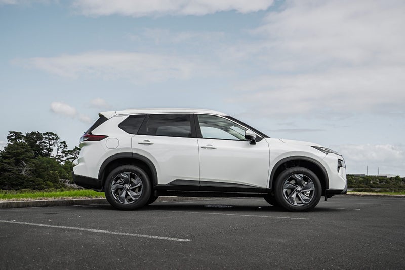 2026 Nissan X-Trail St-L E-Pwr 1.5Peh - 10-Year... image 3