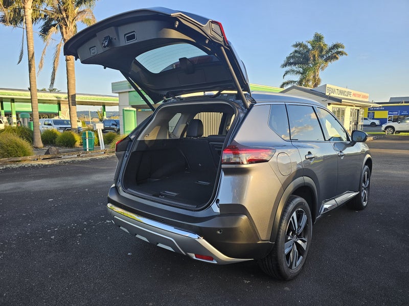 2026 Nissan X-Trail Ti-L image 4