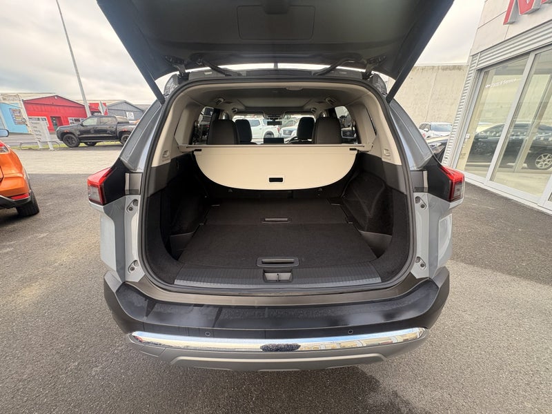 2026 Nissan X-Trail Ti-L E-Power image 5