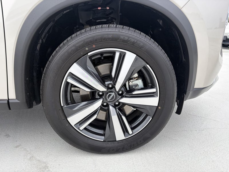 2026 Nissan X-Trail Ti-L e-POWER (19 ) image 5