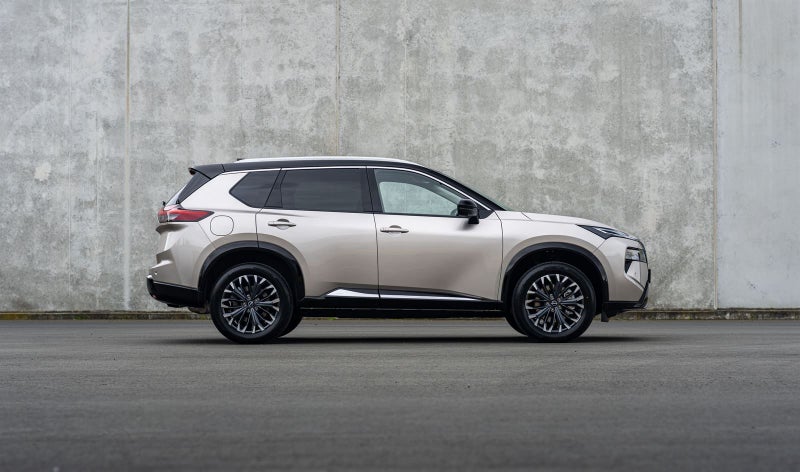 2026 Nissan X-Trail Ti-L e-Power 2WD (Two Tone) image 5