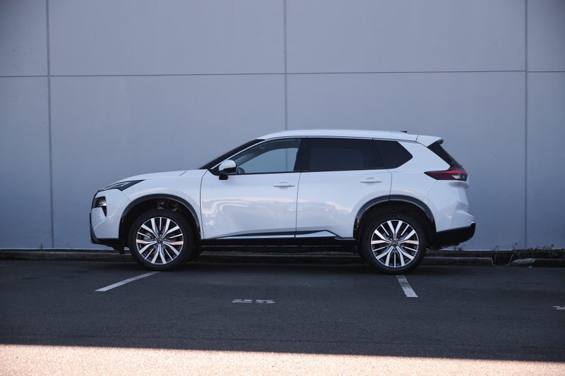 2026 Nissan X-Trail TI-L E-POWER HYBRID image 5