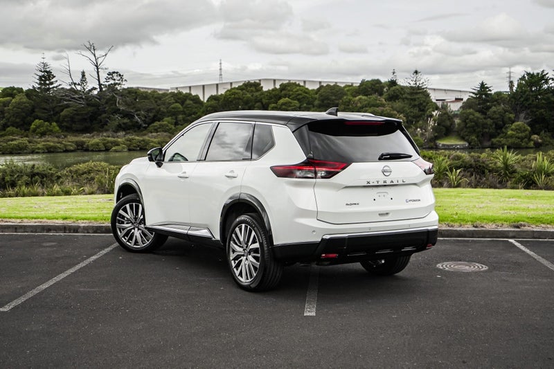 2026 Nissan X-Trail Ti-L E-Pwr 1.5Peh 10-Year /... image 2