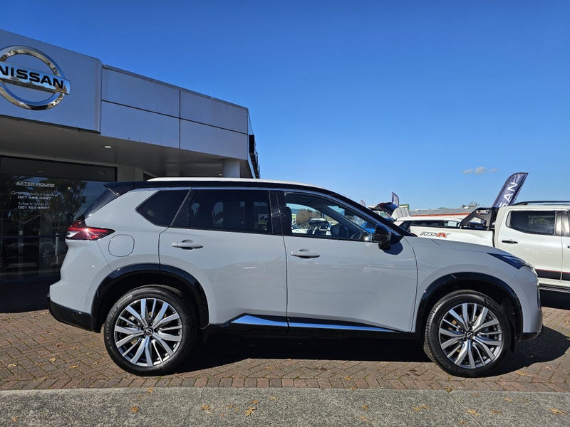 2026 Nissan X-Trail Ti-L E-Pwr image 2