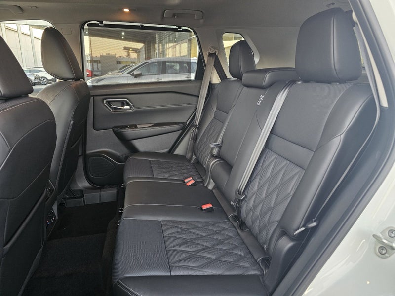 2026 Nissan X-Trail Ti-L HYBRID E-POWER image 5