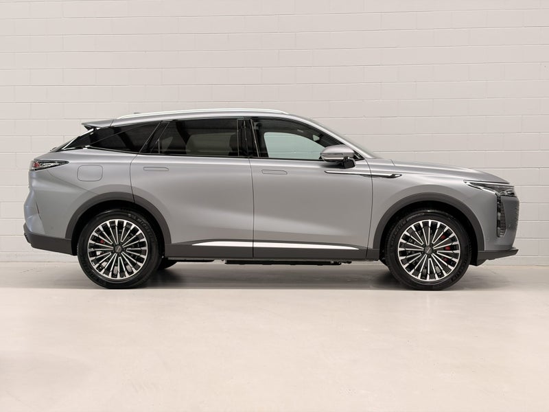 2026 Omoda 9 Phev/Awd/Hd image 3
