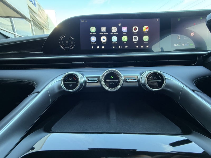 2026 Omoda 9 Phev/Awd/Hd image 4