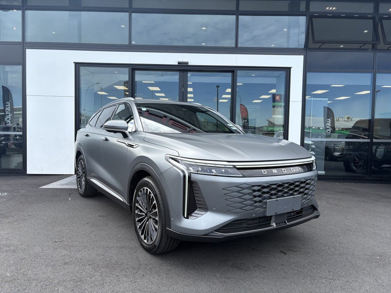 2026 Omoda 9 PHEV/AWD/HD image 2