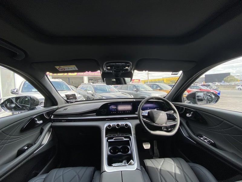 2026 Omoda 9 Phev/Awd/Hd image 3