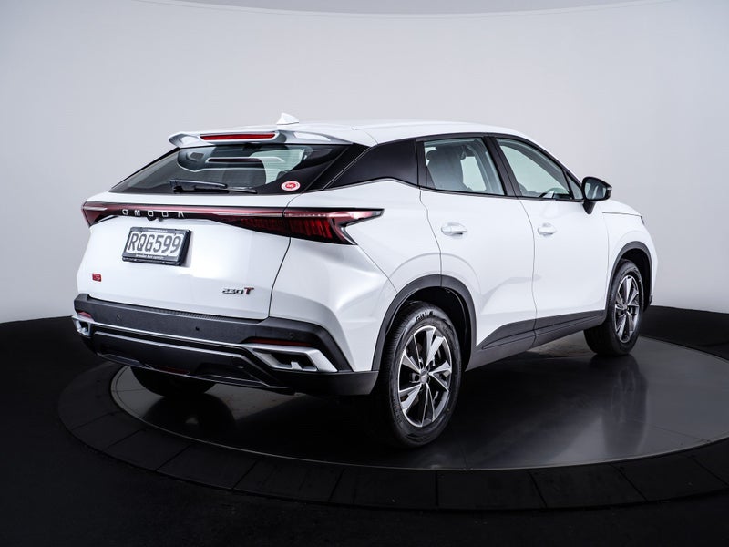 2026 Omoda C5 1.5T BX 2WD image 3