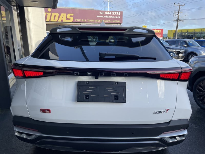 2026 Omoda C5 1.5T EX FWD image 5