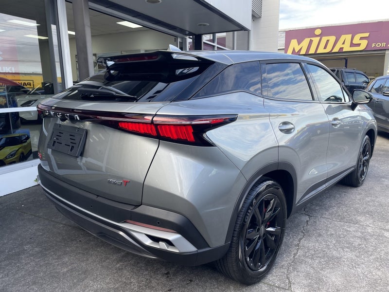 2026 Omoda C5 1.5T EX FWD image 3