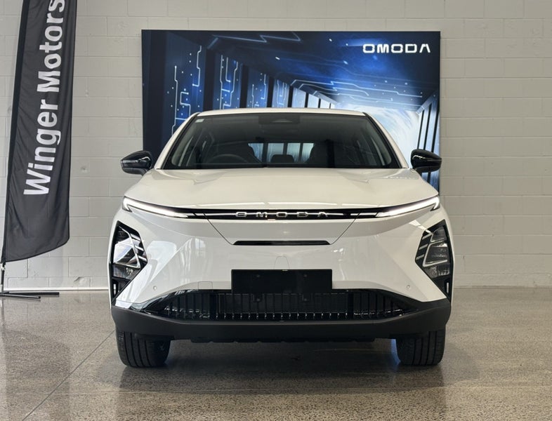 2026 Omoda E5 BX image 4