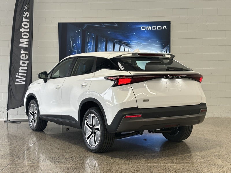 2026 Omoda E5 BX image 5