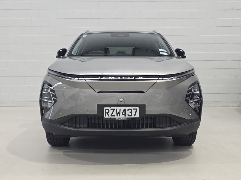2026 Omoda E5 EX image 2