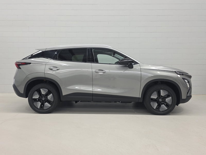 2026 Omoda E5 EX image 3