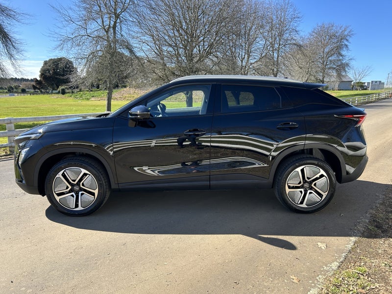 2026 Omoda E5 EX FWD image 5