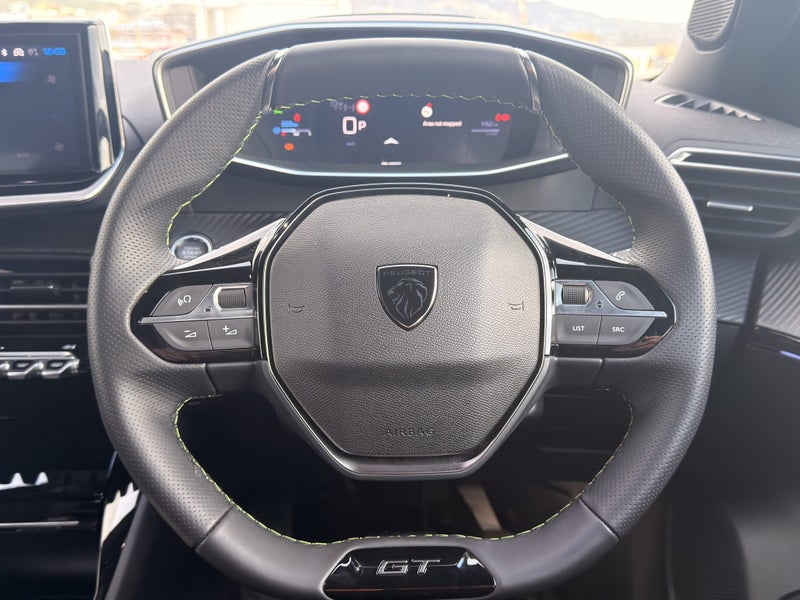 2026 Peugeot 2008 GT image 3