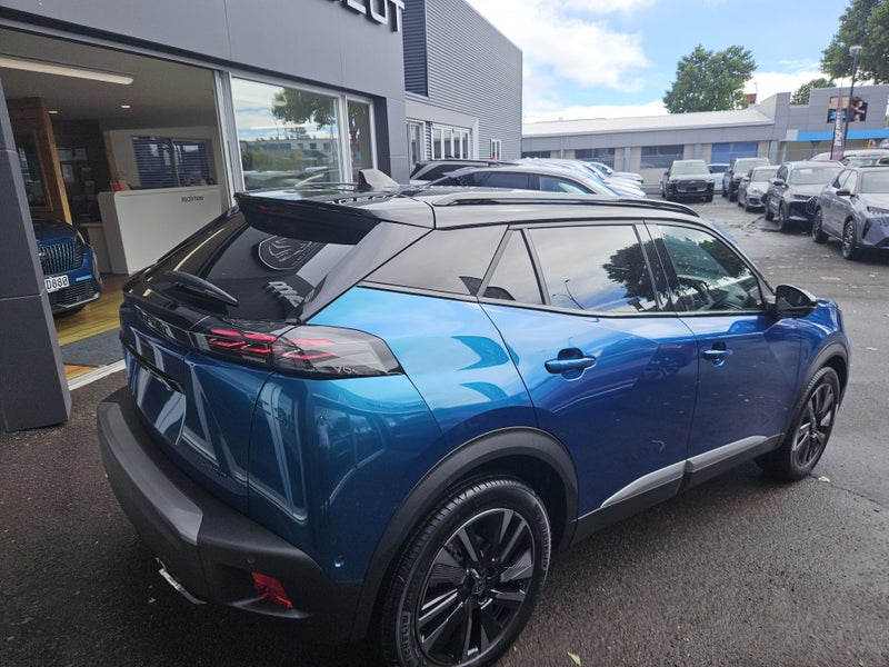 2026 Peugeot 2008 GT 1.2PMHT/6AM image 2