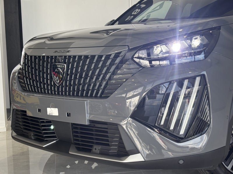2026 Peugeot 2008 GT image 2