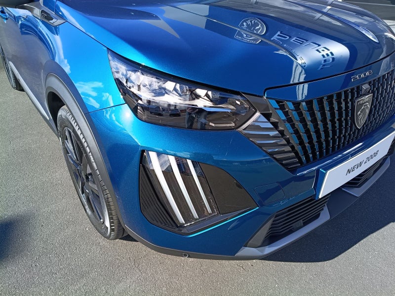 2026 Peugeot 2008 GT - HYBRID - TURBO image 3